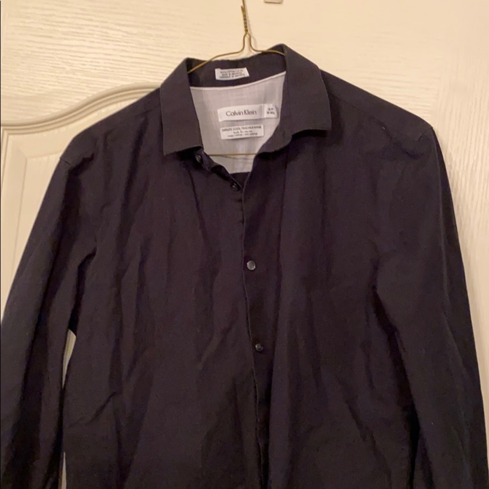 Calvin Klein Button up - Picture 2 of 2